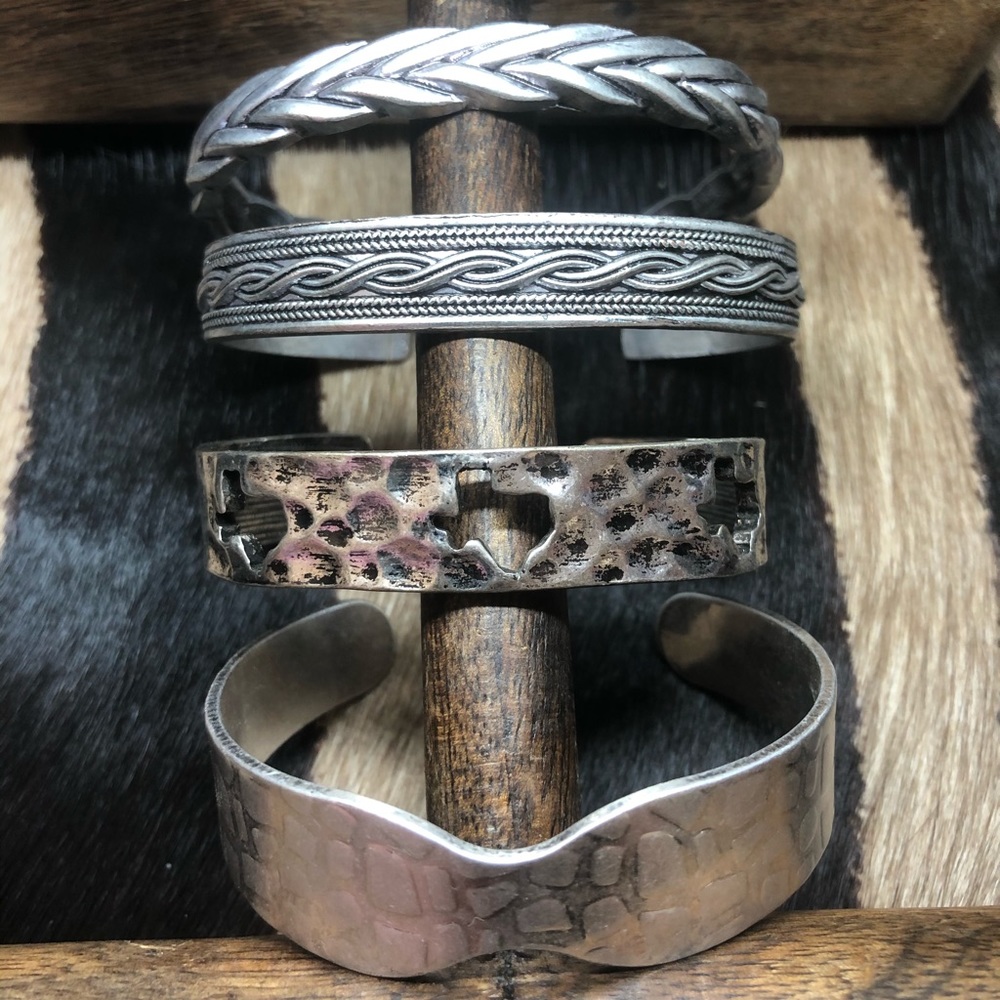 💙 Cuff Bracelet Fashion Jewelry
